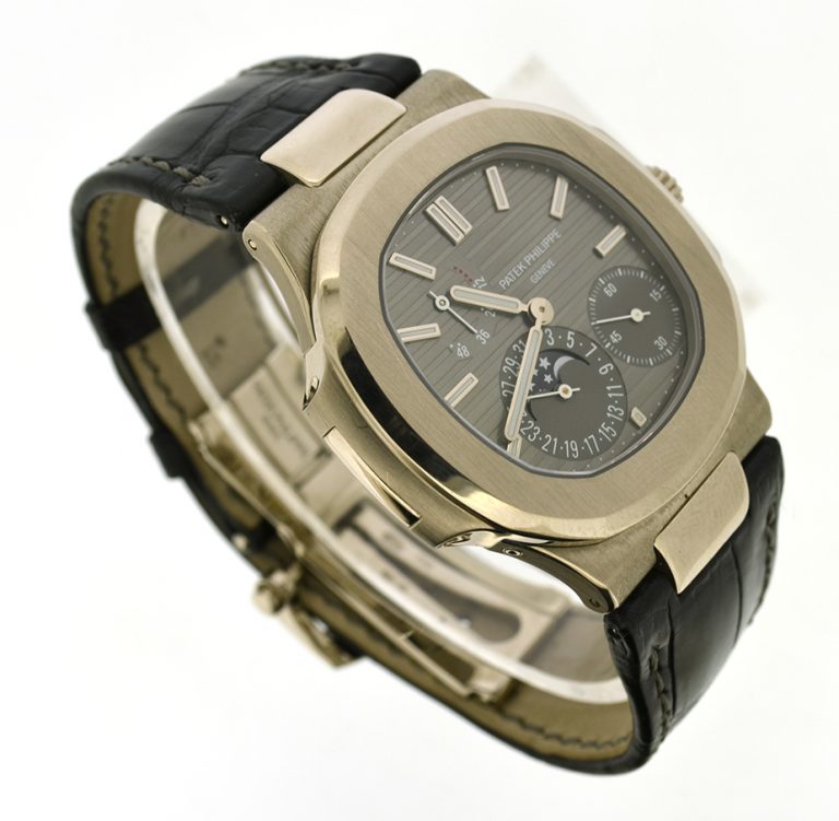 patek philippe nautilus moon