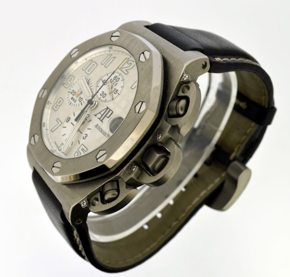 Audemars Piguet Royal Oak Offshore T3 25863TI.OO.A080CU.01 - Image 2