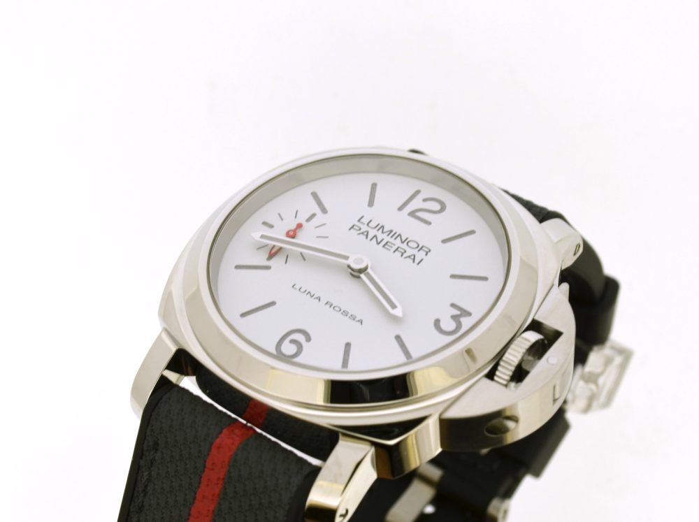 Panerai Luminor 44 Luna Rossa PAM01342 - Image 2
