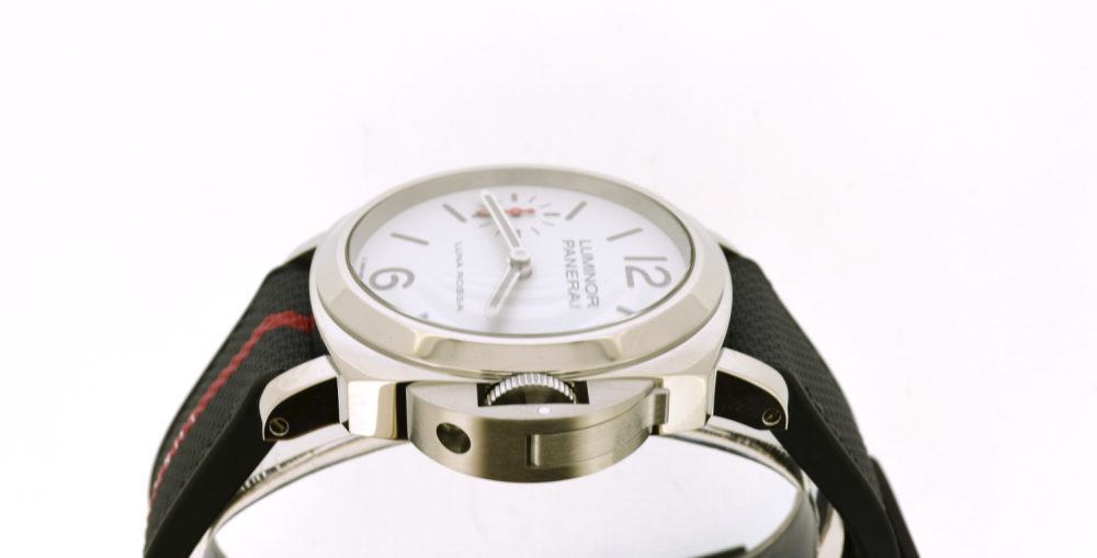 Panerai Luminor 44 Luna Rossa PAM01342 - Image 3