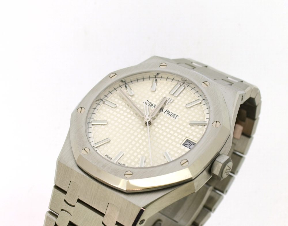 Audemars Piguet Royal Oak 41mm 15500ST.OO.1220ST.04 - Image 2