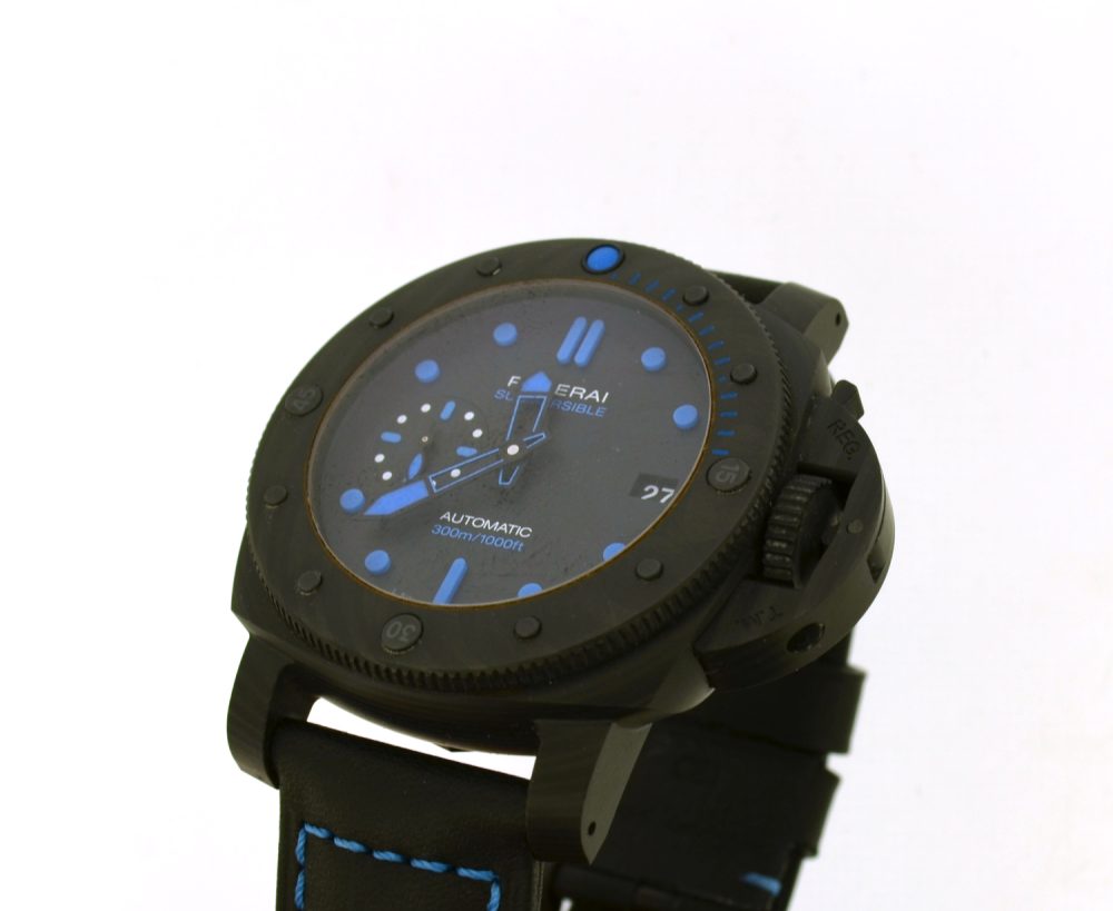 Panerai Luminor Submersible Carbotech PAM00960 - Image 2
