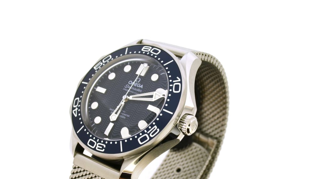 Omega Seamaster Diver 300m James Bond 007 60th anniversary 210.30.42.20.03.002 - Image 2