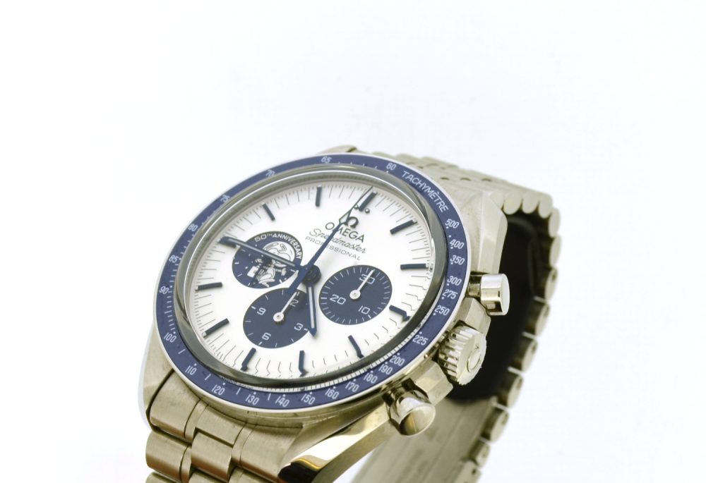 Omega Speedmaster Silver Snoopy Award 310.32.42.50.02.001 - Image 2