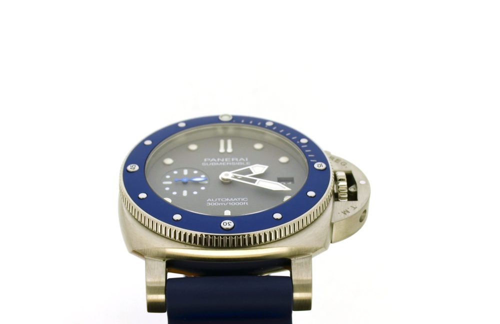 Panerai Submersible 42 PAM00959 - Image 3