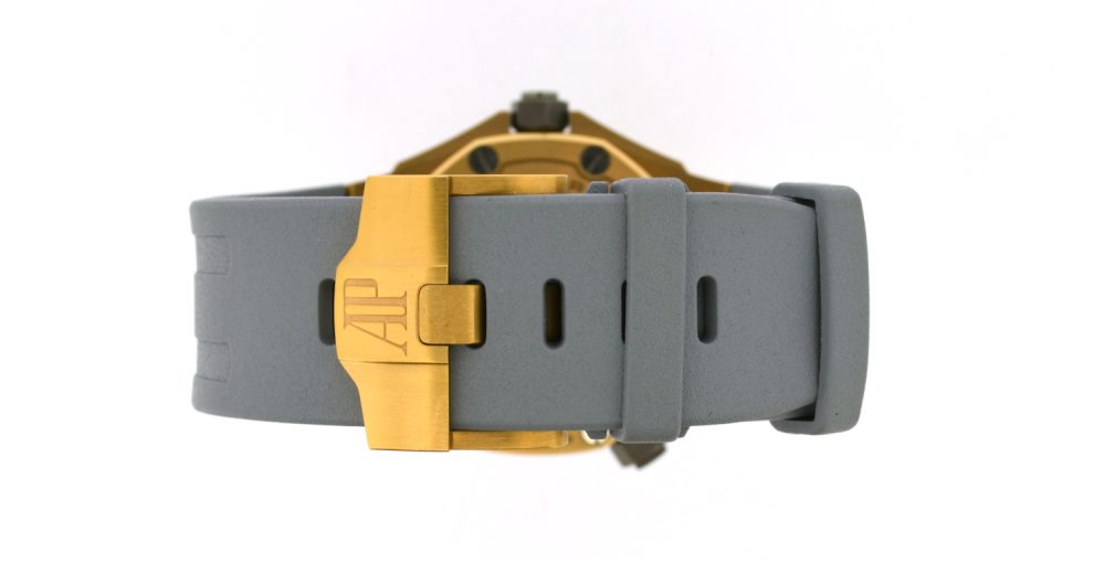 Audemars Piguet Royal Oak Offshore diver Boutique edition 15711OI.OO.A006CA.01 - Image 5