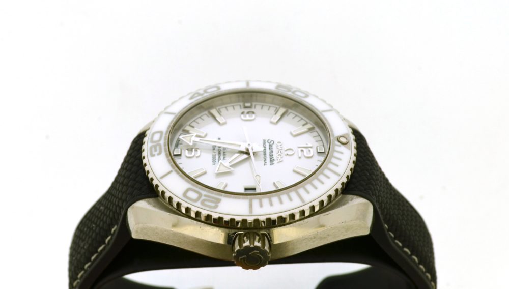 Omega Seamaster Planet Ocean 600m 215.33.40.20.04.001 - Image 3