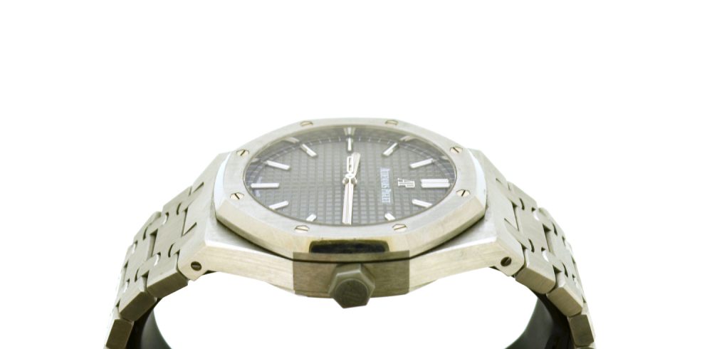 Audemars Piguet Royal Oak 41mm 15500ST.OO.1220ST.02 - Image 4