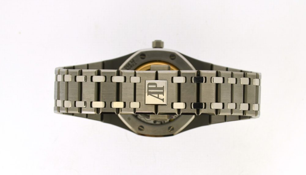 Audemars Piguet Royal Oak Jumbo extra thin 39mm limited edition 15202IP.OO.1240IP.01 - Image 5