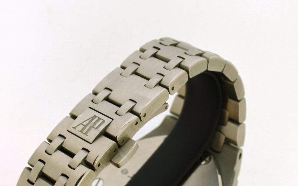 Audemars Piguet Royal Oak Offshore 42mm 25721ST.OO.1000ST.09.A - Image 6