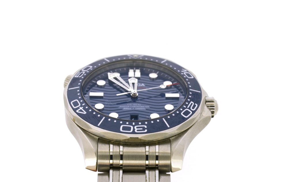 Omega Seamaster diver 300m 210.30.42.20.03.001 - Image 3