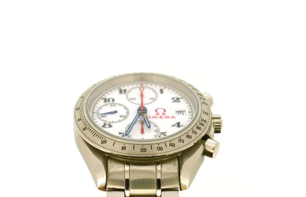 Omega Speedmaster Olympics 323.10.40.40.04.001 - Image 3