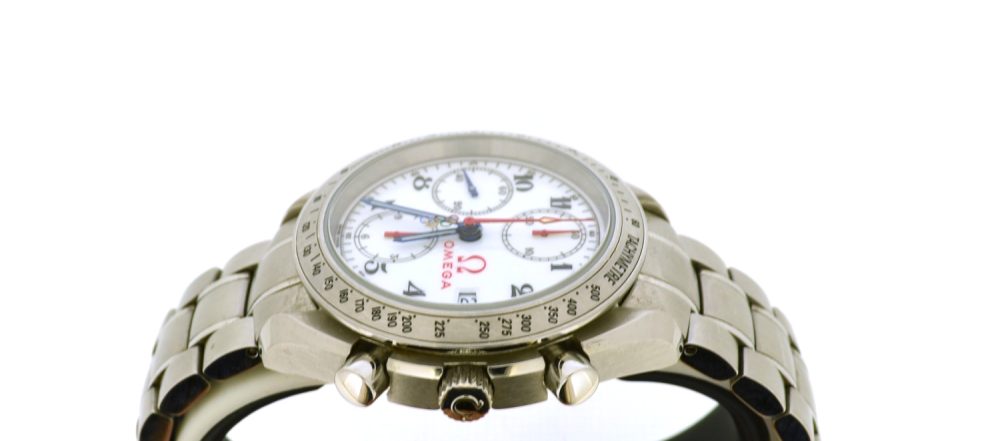 Omega Speedmaster Olympics 323.10.40.40.04.001 - Image 4