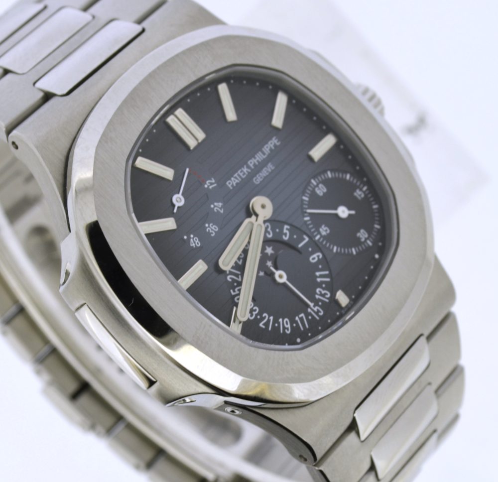 Patek Philippe Nautilus Moon Phase 5712-1A-001 - Image 4
