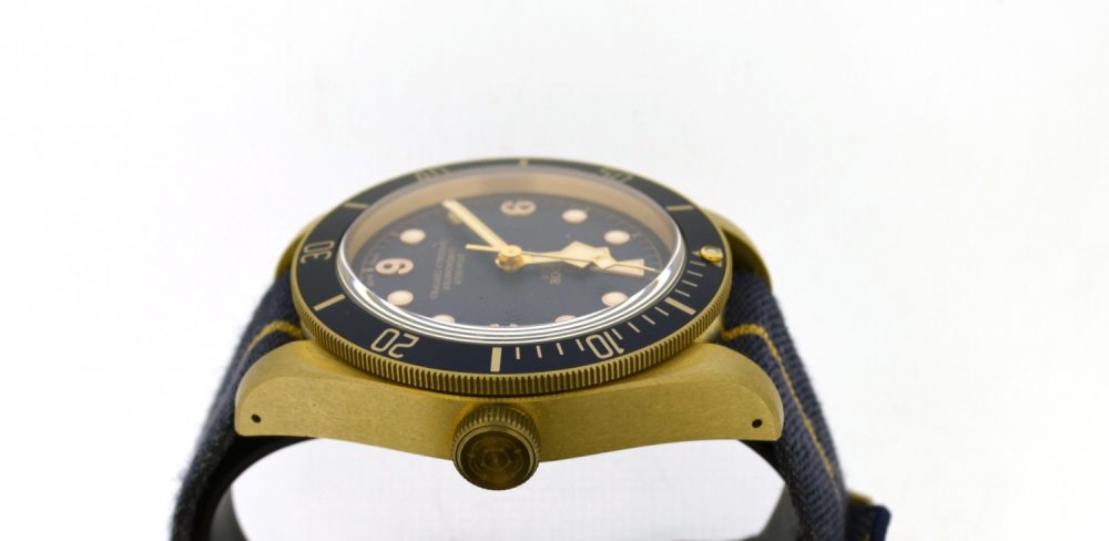 Tudor Black Bay Bronze Bucherer Blue 79250BB - Image 4