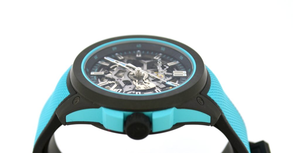 Norqain Wild One Skeleton 42 turquoise NNQ3000QBQ1AS - Image 4