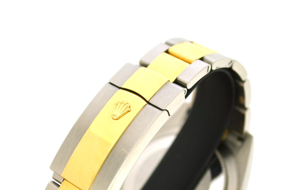 Rolex Skydweller steel and gold 326933 - Image 5